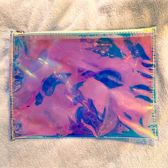 [ 2 FOR $35 ] 2 PRETTY MAKEUP POUCHES - Picture 3 of 3